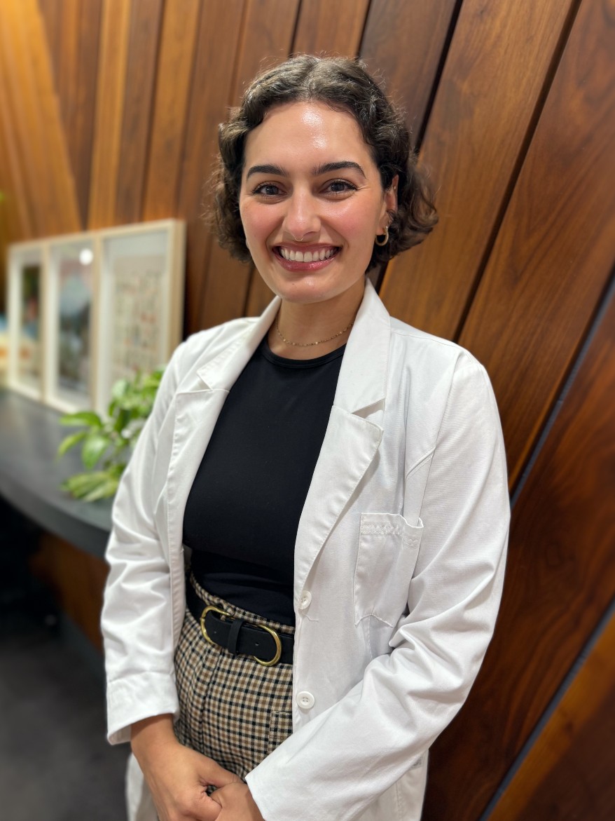 image of the doctor Dr. Medina